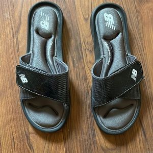 New balance shoes like new ladies Sandals